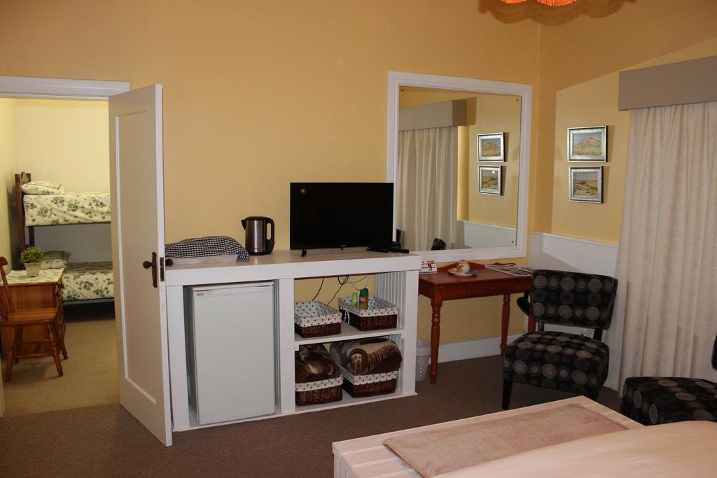 Smuts Ave. Guest Rooms Hermanus Ngoại thất bức ảnh