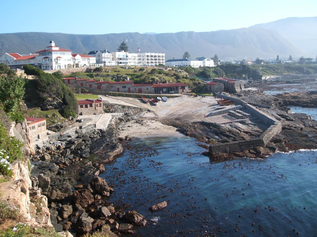 Smuts Ave. Guest Rooms Hermanus Ngoại thất bức ảnh