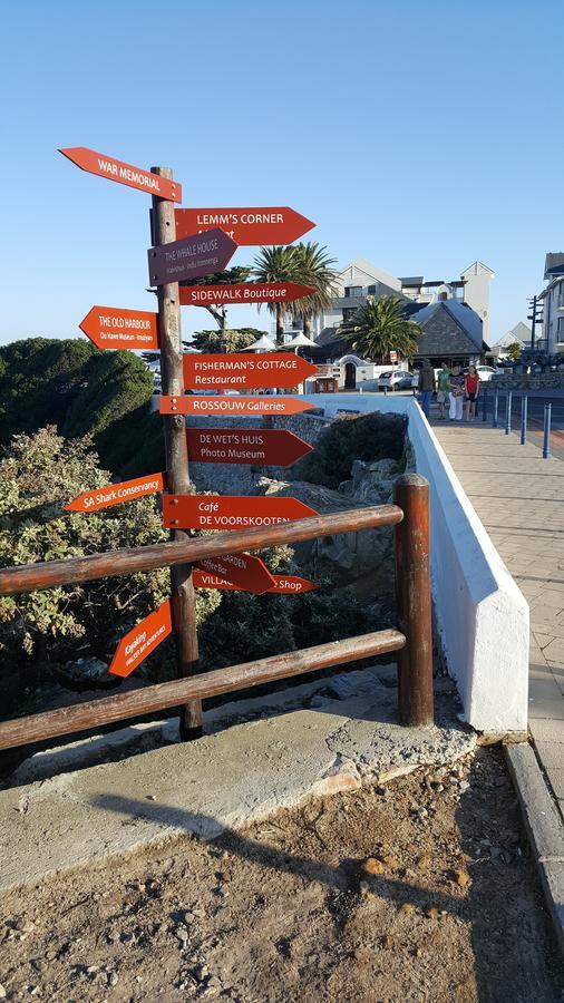 Smuts Ave. Guest Rooms Hermanus Ngoại thất bức ảnh