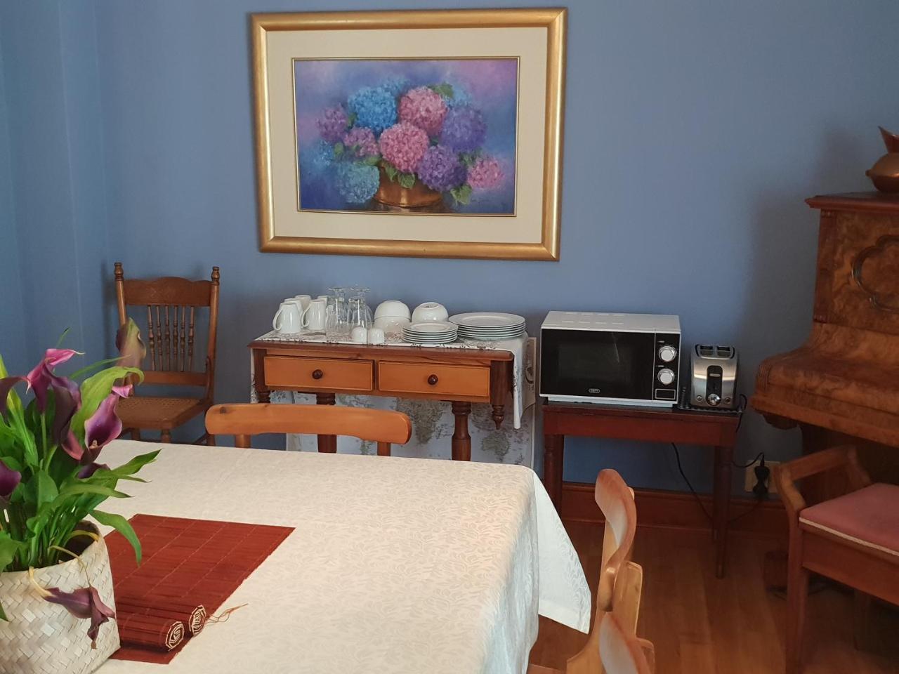 Smuts Ave. Guest Rooms Hermanus Ngoại thất bức ảnh